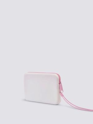 2. Small necessities White Ordi.to ordi.bag col.2